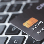 Πληρωμή με κάρτα σε e-shop: Ασφάλεια και ευκολία στις online αγορές